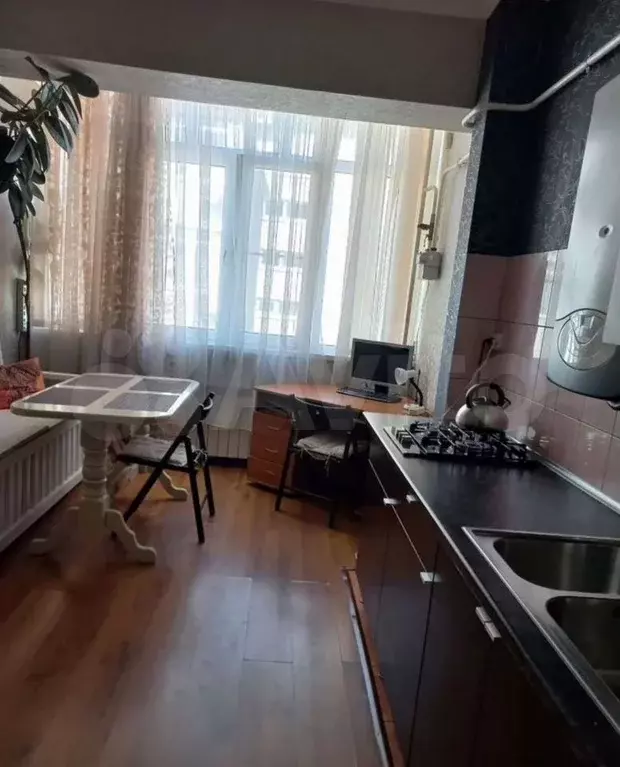 1-к. квартира, 46 м, 4/5 эт. - Фото 0