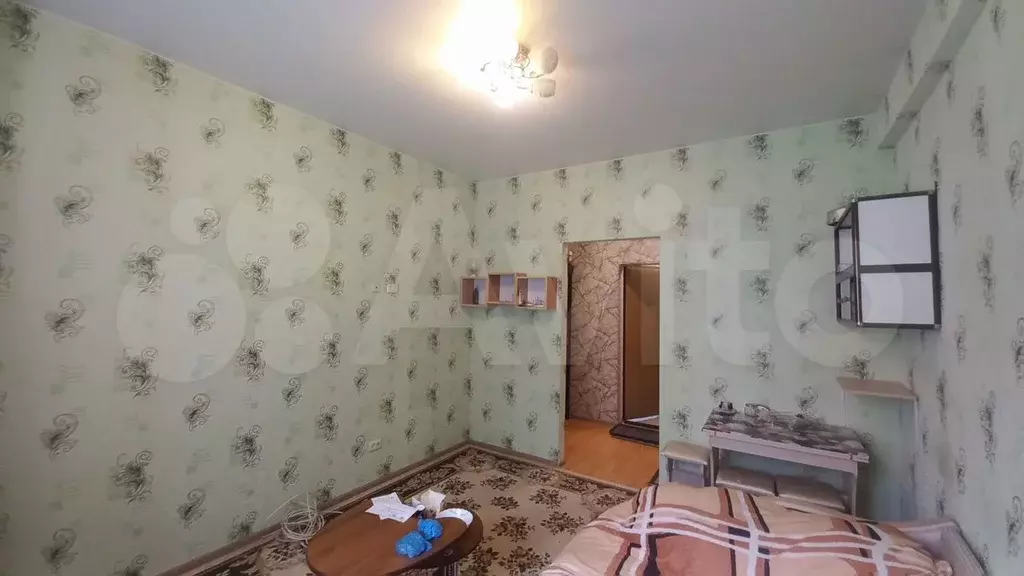Комната 17,9 м в 3-к., 1/3 эт. - Фото 0