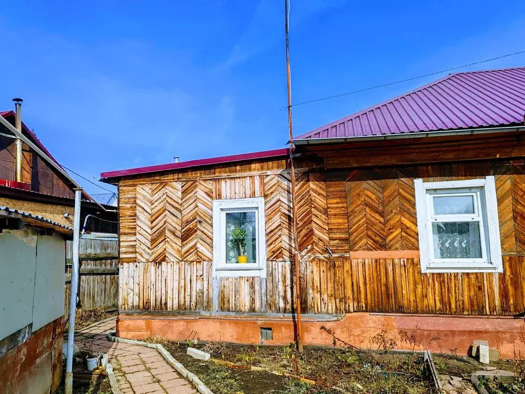 Дом в Алтайский край, Барнаул ВРЗ мкр, ул. Карла Маркса (50 м) - Фото 0