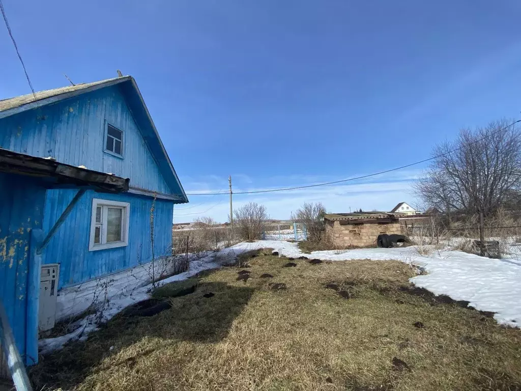 Дом в Башкортостан, Кушнаренковский район, Шариповский сельсовет, с. ... - Фото 1
