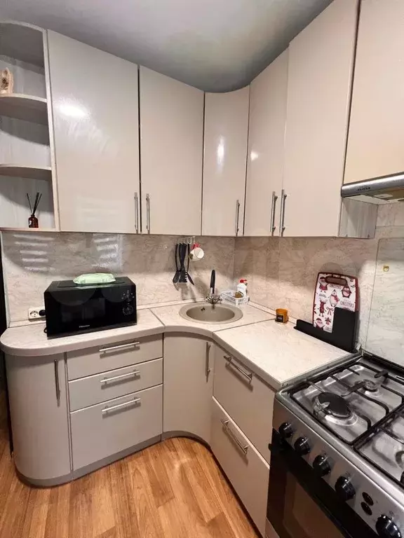 3-к. квартира, 55 м, 1/5 эт. - Фото 1