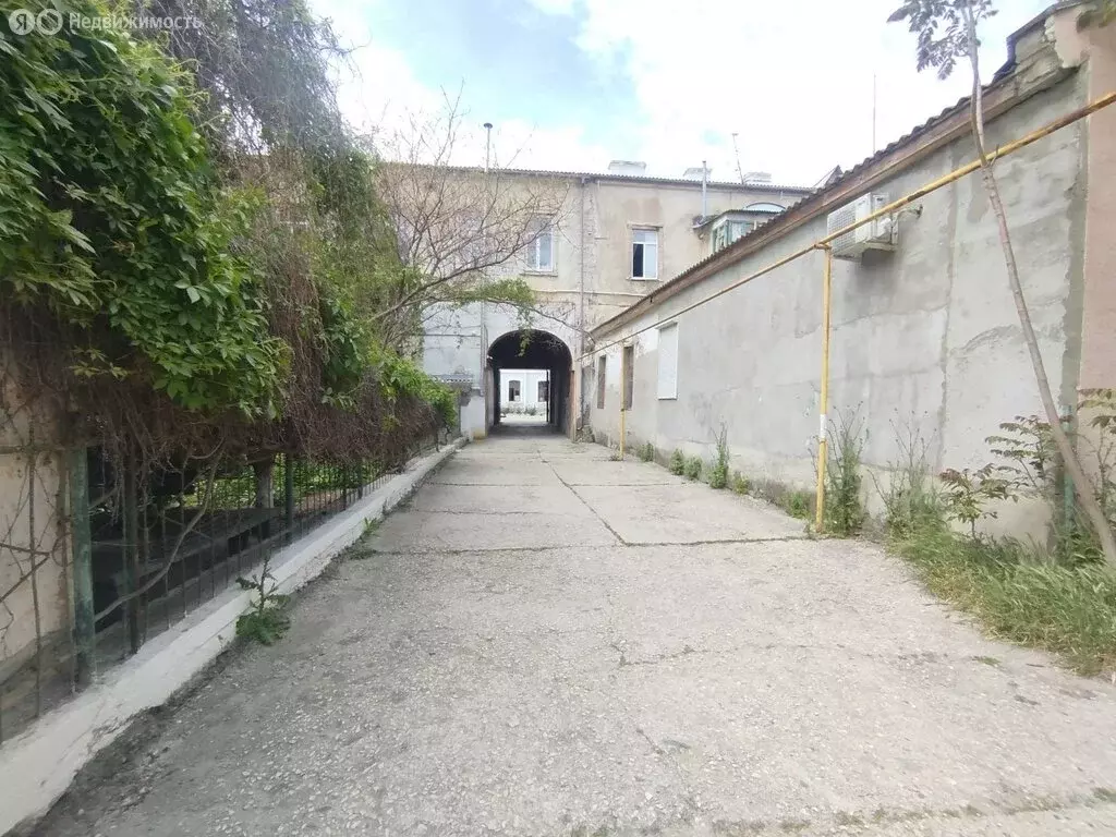 Участок в Феодосия, Земская улица, 7 (3 м) - Фото 1