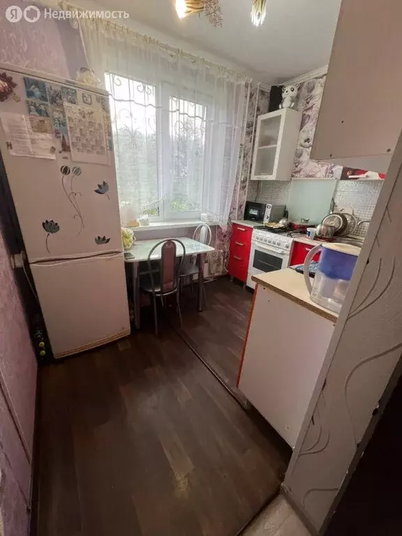 2-комнатная квартира: Березники, улица 30 лет Победы, 43 (37.4 м) - Фото 1