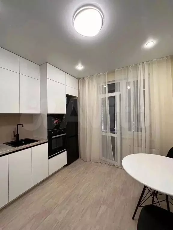 1-к. квартира, 40 м, 4/12 эт. - Фото 1