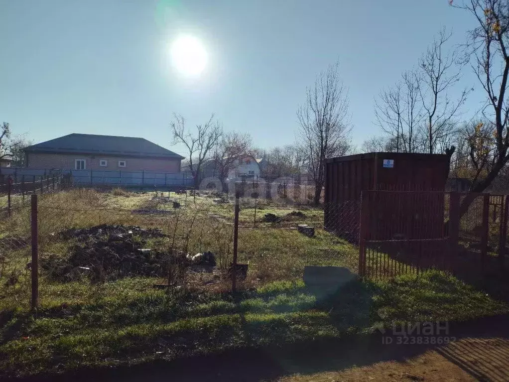 Участок в Адыгея, Майкоп Птицевод дп, Крайняя ул. (5.61 сот.) - Фото 1