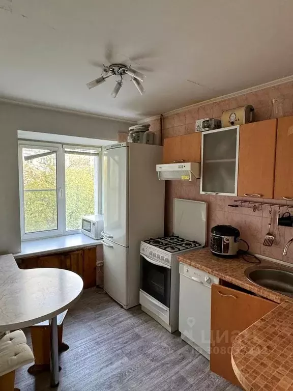 3-к кв. Свердловская область, Екатеринбург ул. Гурзуфская, 34 (59.5 м) - Фото 0