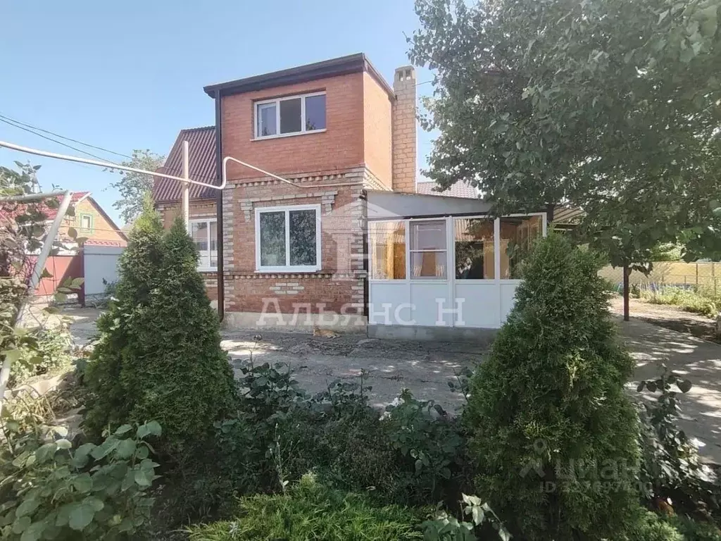 Дом в Ростовская область, Азов Азовский район, ул. Нахичеванская, 16 ... - Фото 1