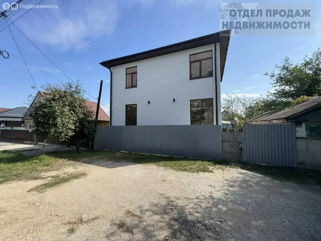 Дом в Крымск, улица Луначарского (112 м) - Фото 1