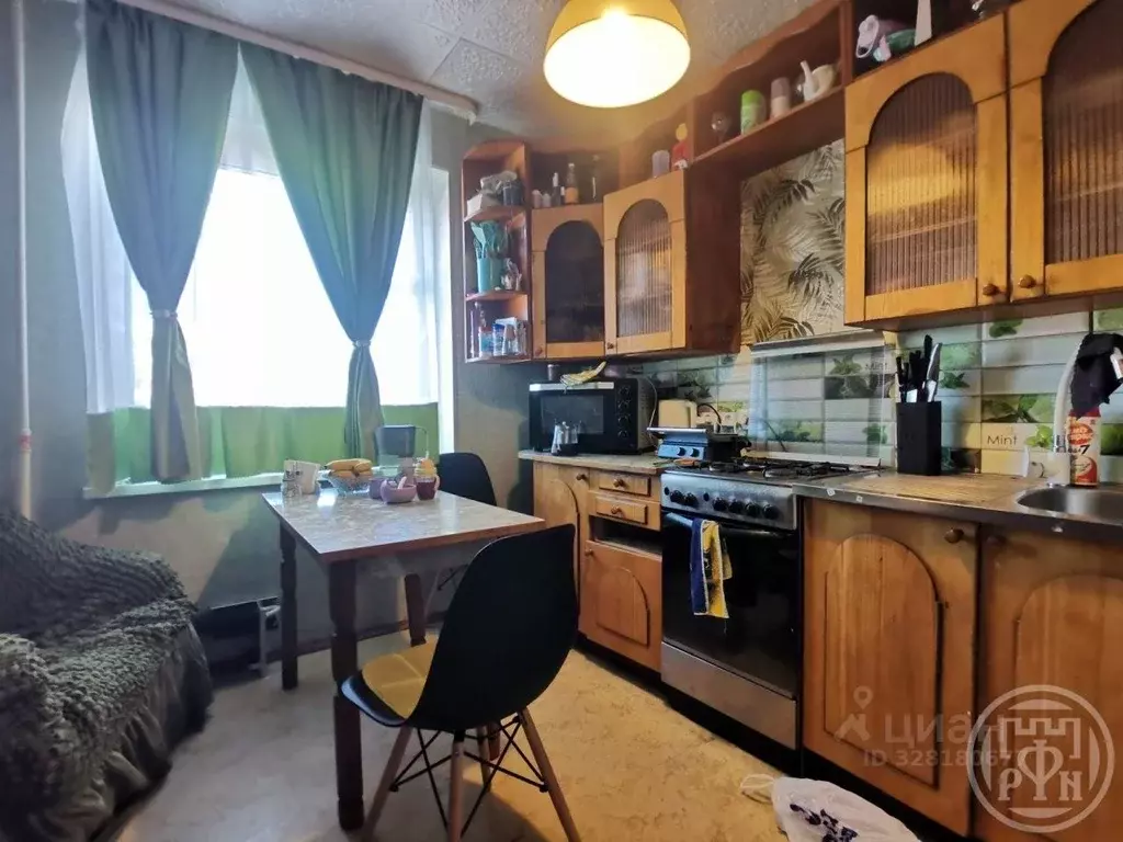 3-к кв. Ленинградская область, Луга просп. Володарского, 34 (74.0 м) - Фото 1