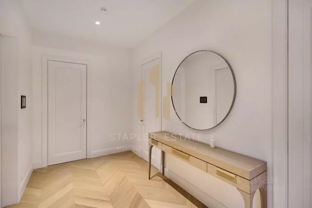 3-к кв. Москва ул. Большая Полянка, 9С1 (194.6 м) - Фото 1