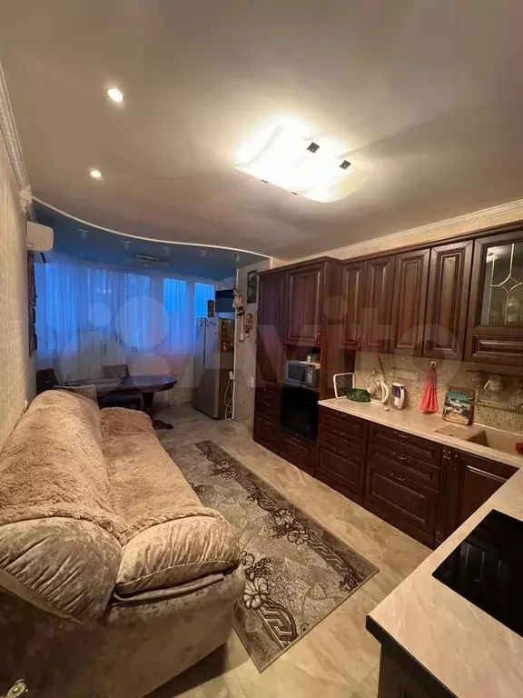1-к. квартира, 51 м, 13/20 эт. - Фото 0