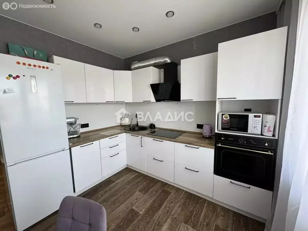 2-комнатная квартира: село Чигири, Красная улица, 2/1 (55 м) - Фото 1