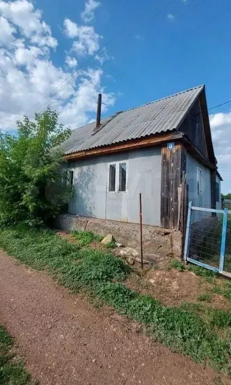 Дом в Оренбургская область, Сакмарский район, Татаро-Каргалинский ... - Фото 0