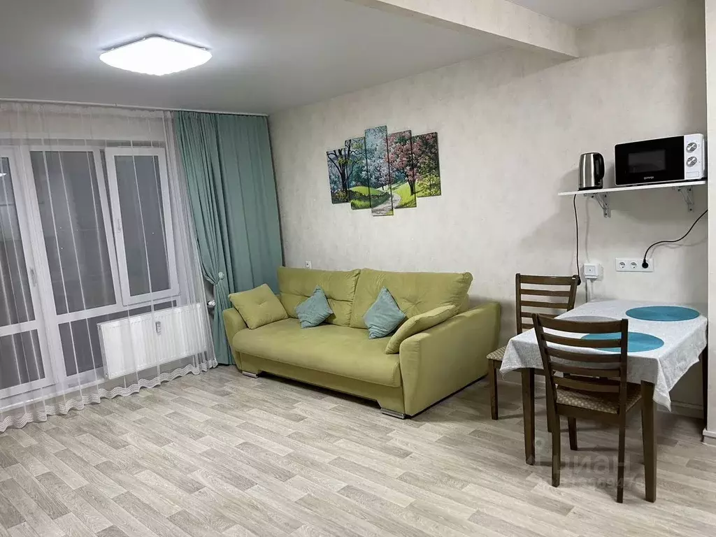 2-к кв. Красноярский край, Красноярск Вербная ул., 3 (58.0 м) - Фото 1