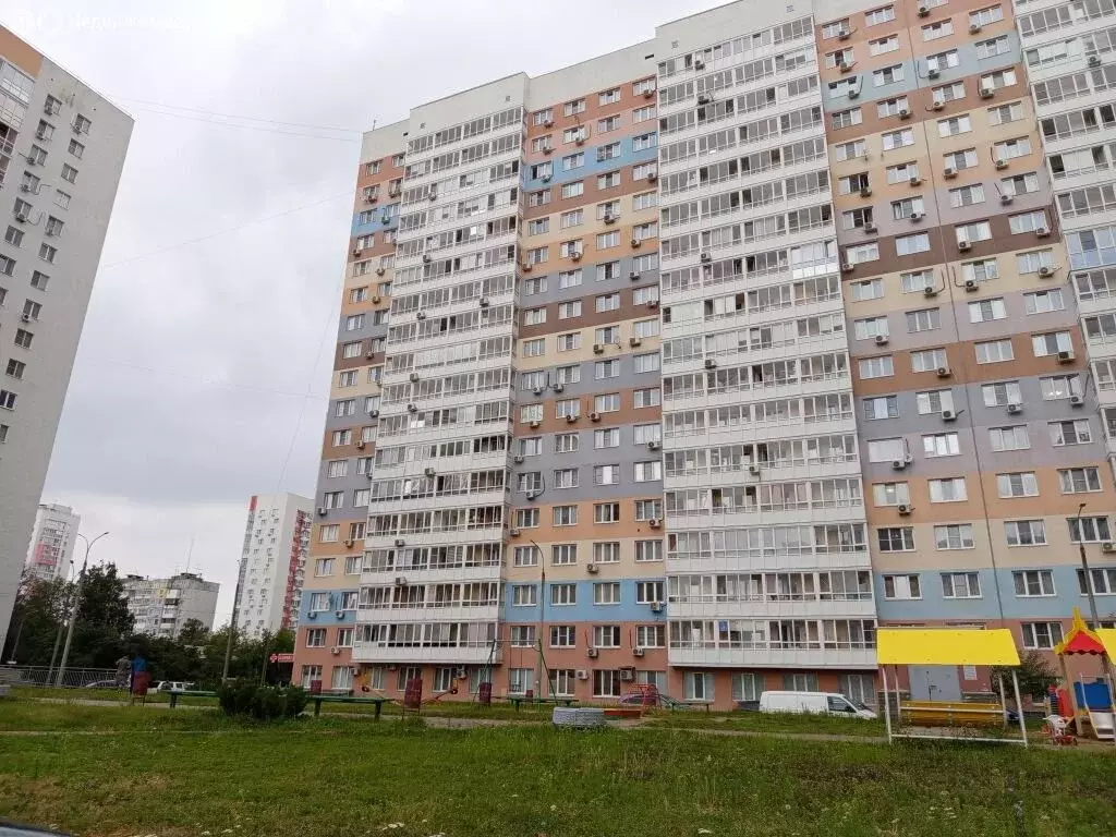 3-комнатная квартира: Нижний Новгород, Краснозвёздная улица, 31 (89 м) - Фото 1