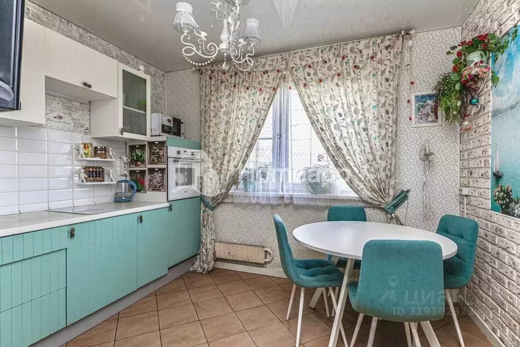 3-к кв. Москва Зюзинская ул., 4К1 (74.2 м) - Фото 0