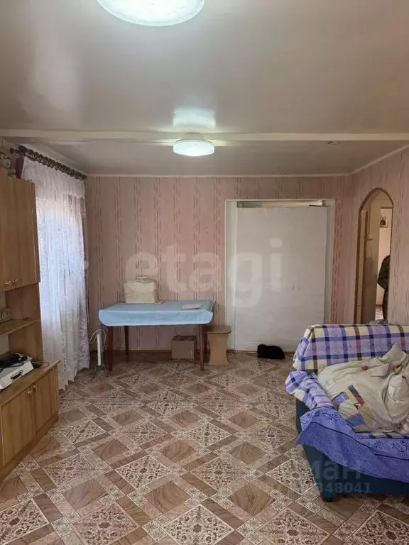 Дом в Бурятия, Иволгинский район, Иволгинское с/пос, с. Иволгинск ул. ... - Фото 2