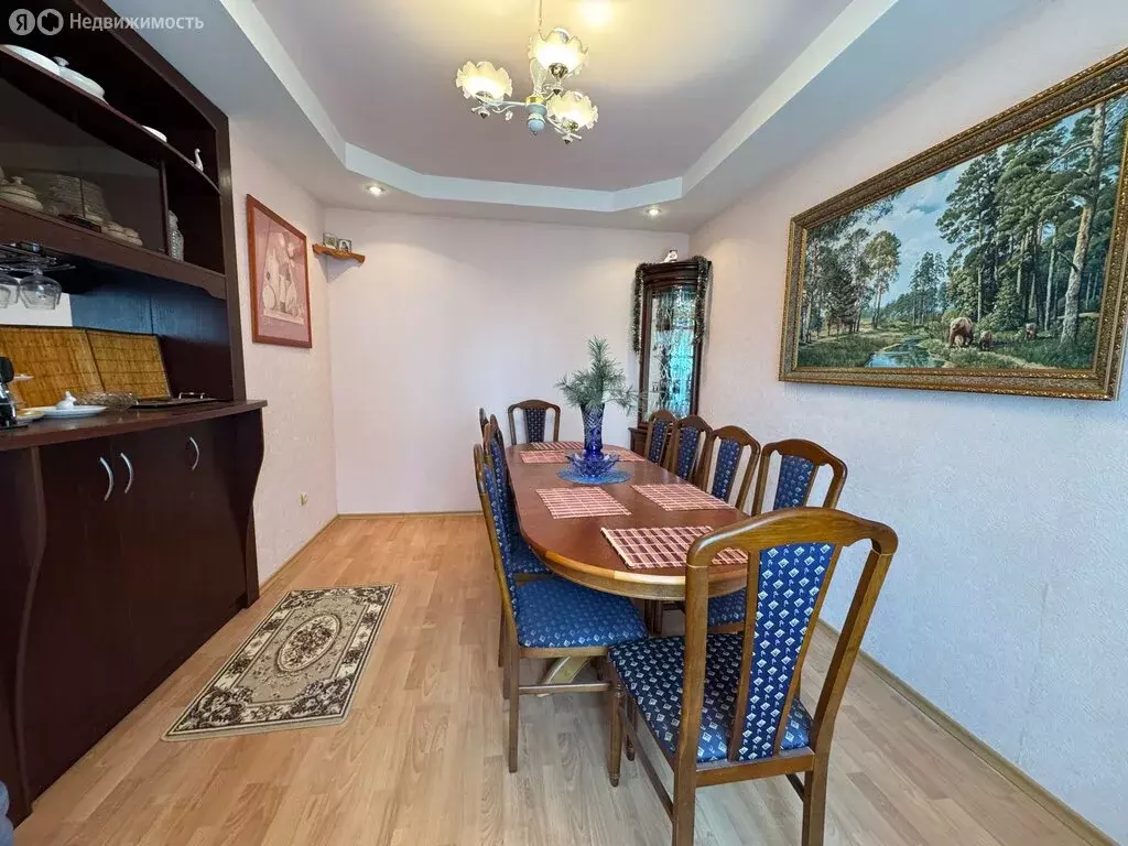 4-комнатная квартира: Чебоксары, улица Ардалиона Игнатьева, 5 (175 м) - Фото 1