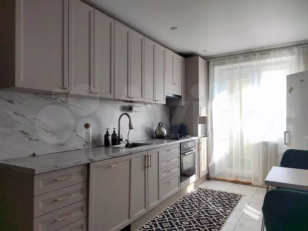 1-к. квартира, 38 м, 5/5 эт. - Фото 1