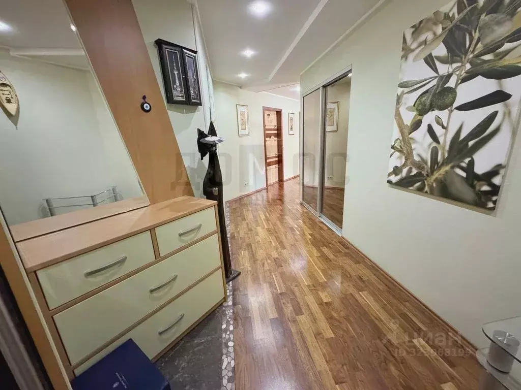 3-к кв. Свердловская область, Екатеринбург ул. Тверитина, 34/8 (117.9 ... - Фото 1