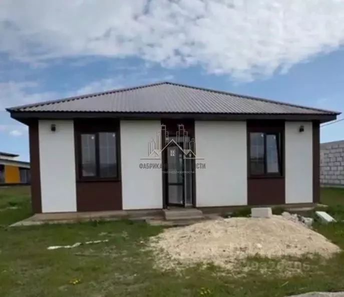 Дом в Крым, Симферопольский район, с. Урожайное, Имени Александра ... - Фото 1