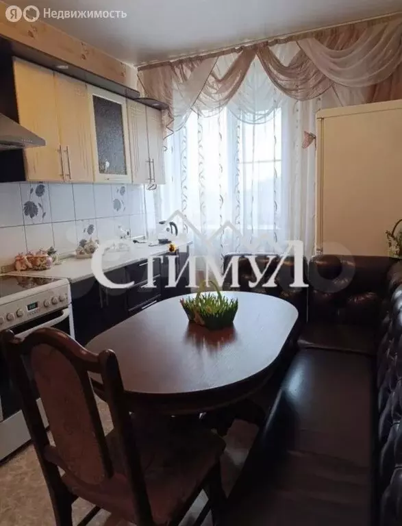 2-комнатная квартира: Черногорск, улица Пушкина, 36 (56 м) - Фото 1