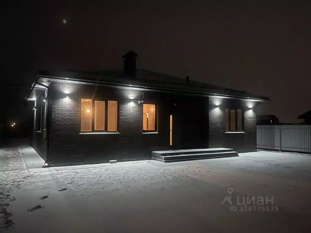 Дом в Омская область, Омский район муниципальный округ, пос. Омский ... - Фото 2