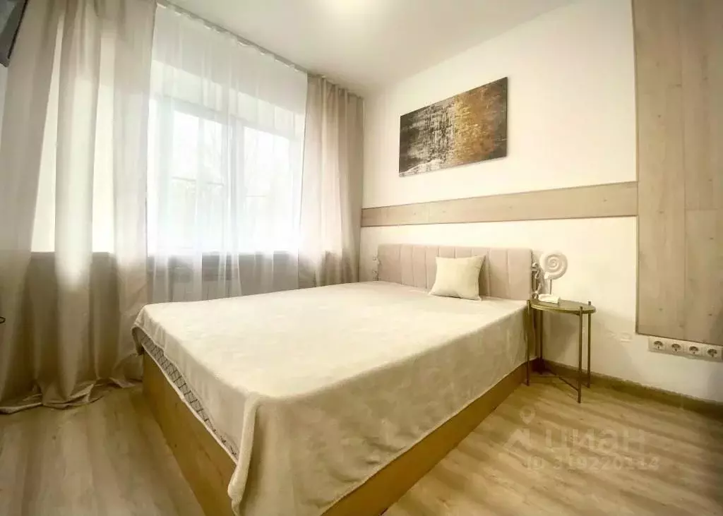 1-к кв. Хабаровский край, Хабаровск Амурский бул., 5 (35.0 м) - Фото 1