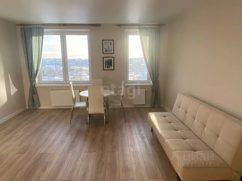 Студия Тюменская область, Тюмень ул. Краснооктябрьская, 8 (33.1 м) - Фото 1