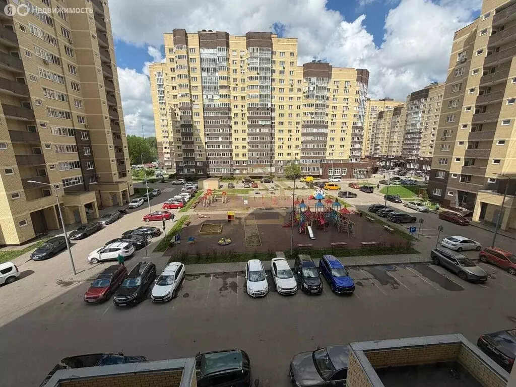 2-комнатная квартира: Ногинск, улица Дмитрия Михайлова, 8 (60.6 м) - Фото 1
