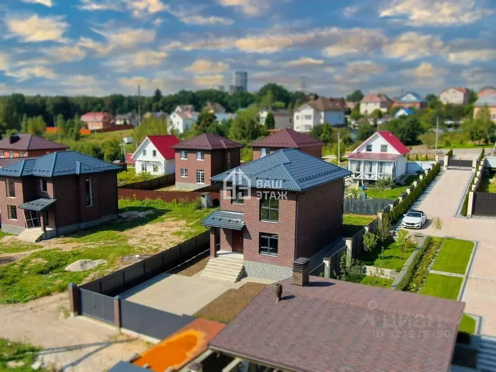 Дом в Калужская область, Калуга ул. Панорамная, 9 (150 м) - Фото 1