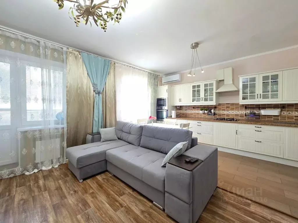 2-к кв. Пензенская область, Пенза ул. Антонова, 22 (61.6 м) - Фото 0