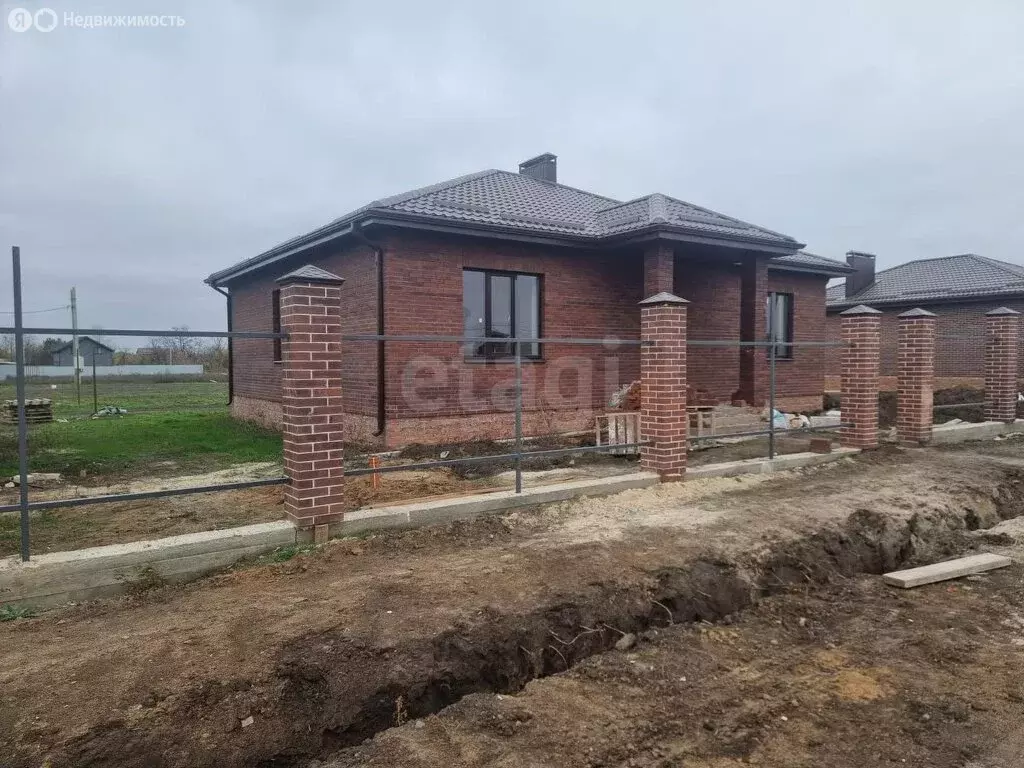 Дом в Азовский район, хутор Новоалександровка (107 м) - Фото 1