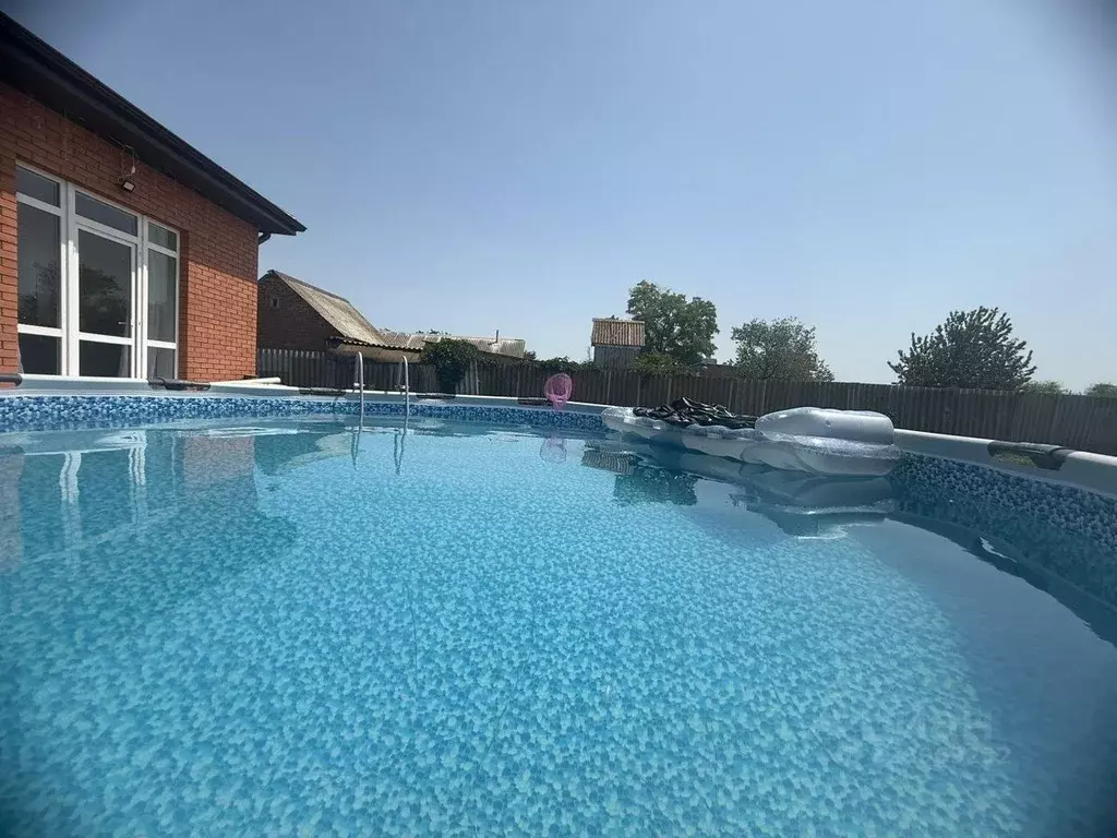 Дом в Ростовская область, Азовский район, с. Круглое  (80 м) - Фото 1