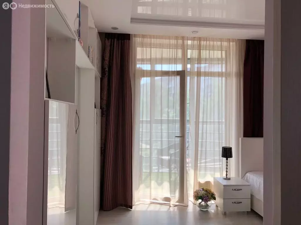 1-комнатная квартира: Екатеринбург, улица Куйбышева, 98 (34.7 м) - Фото 2