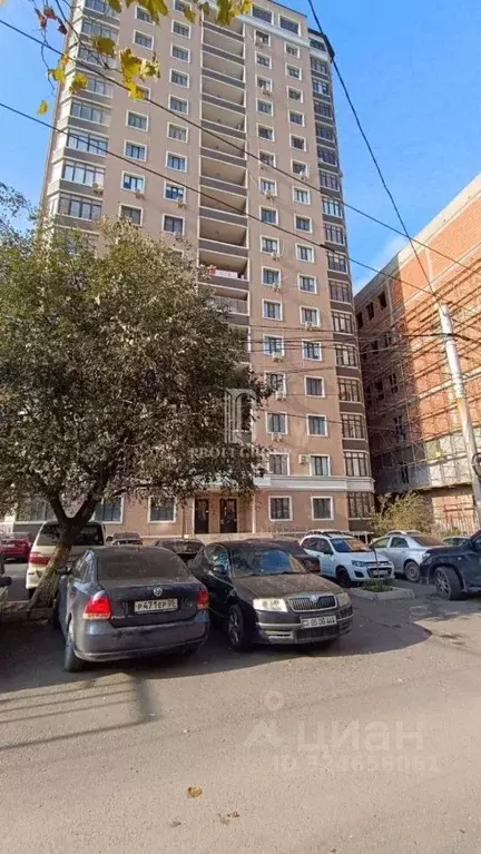 2-к кв. Дагестан, Махачкала ул. Магомедтагирова (81.0 м) - Фото 1