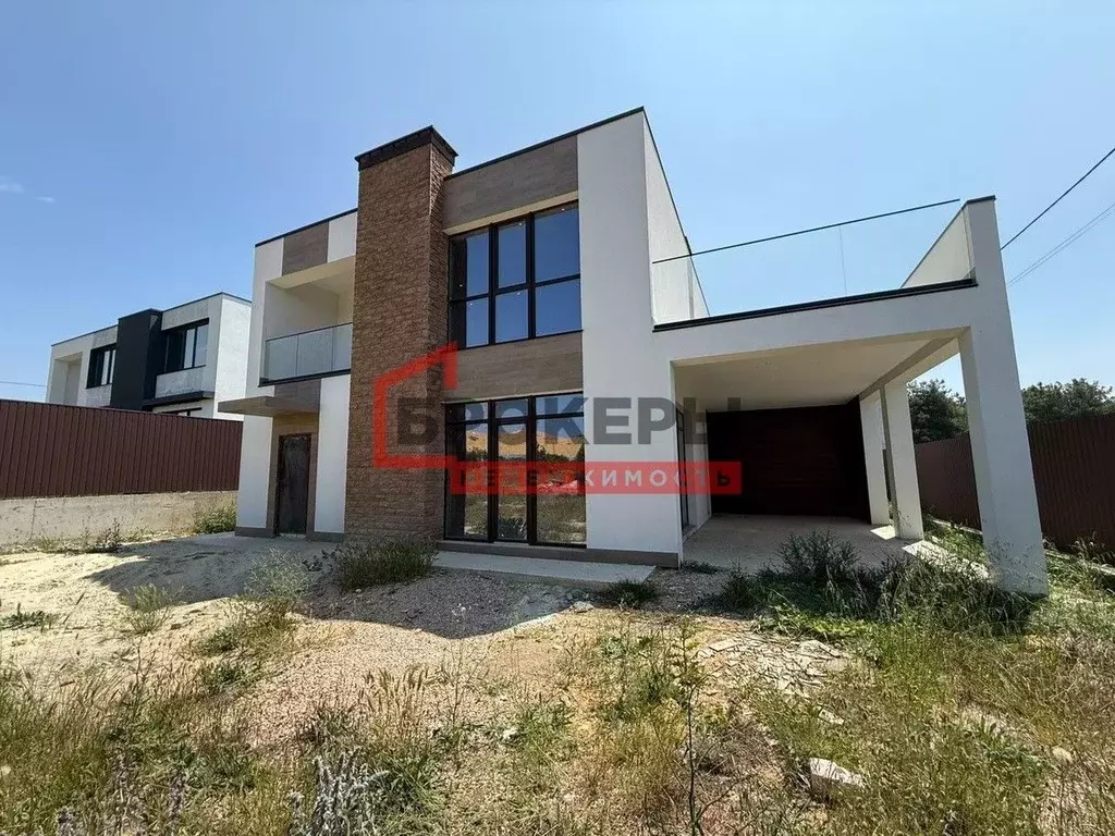 Дом в Севастополь пер. Беговой (265 м) - Фото 2