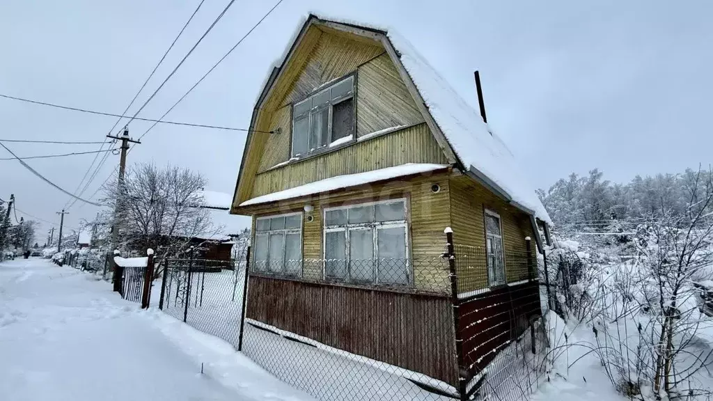 Дом в Ленинградская область, Киришский район, Кусинское с/пос, Медик ... - Фото 1