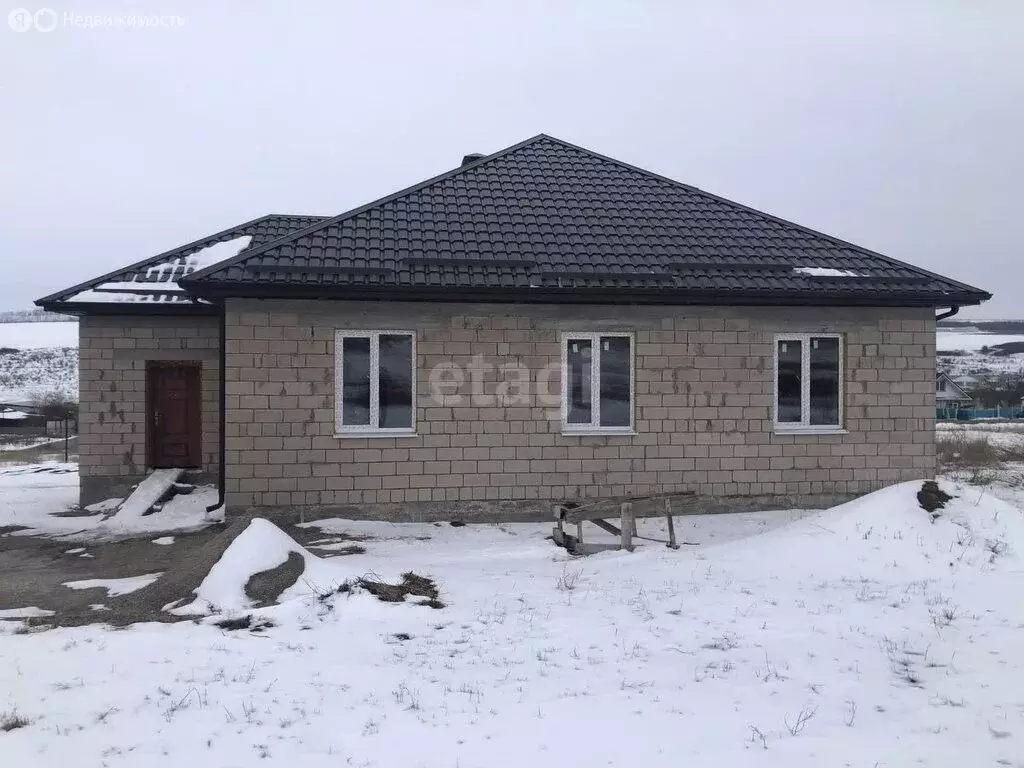 Дом в село Садовое, Кисловодская улица (140 м) - Фото 1