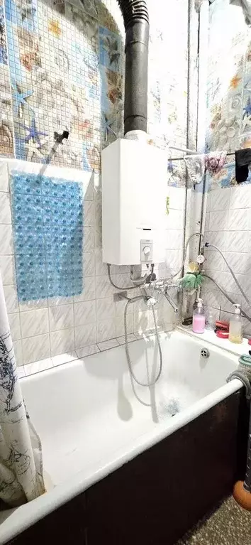 Комната 17,6 м в 5-к., 2/5 эт. - Фото 1