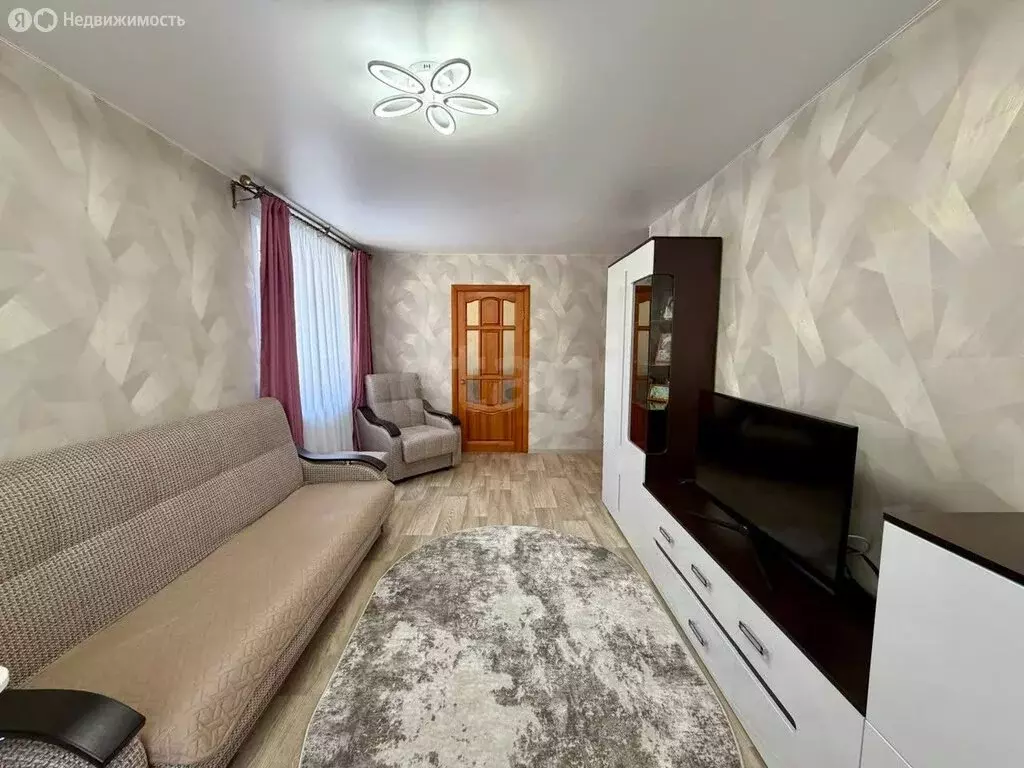 3-комнатная квартира: Пермь, Самолётная улица, 32 (57.4 м) - Фото 2