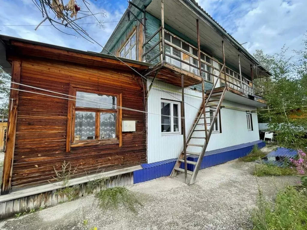 Дом в Саха (Якутия), Якутск ул. Покрышкина (60 м) - Фото 1