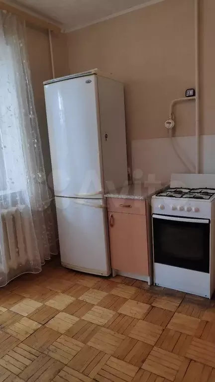 1-к. квартира, 40 м, 4/9 эт. - Фото 1