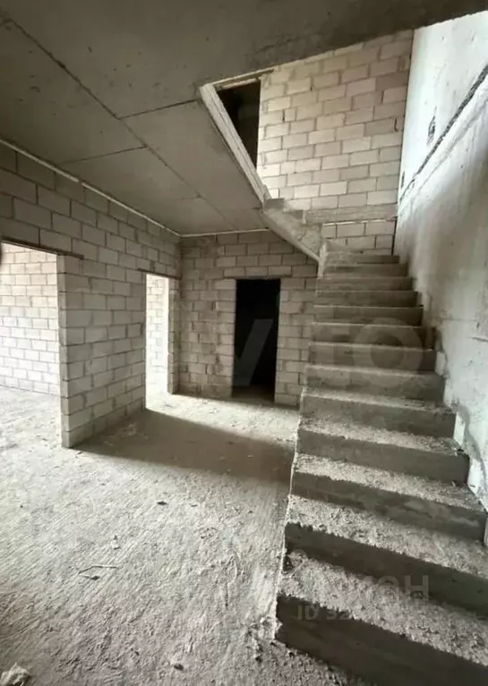 5-к кв. Кабардино-Балкария, Нальчик ул. Тлостанова, 16 (190.0 м) - Фото 2