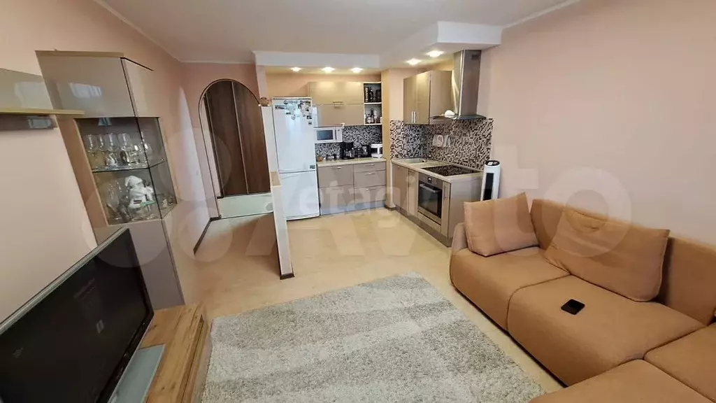 3-к. квартира, 70 м, 5/10 эт. - Фото 0