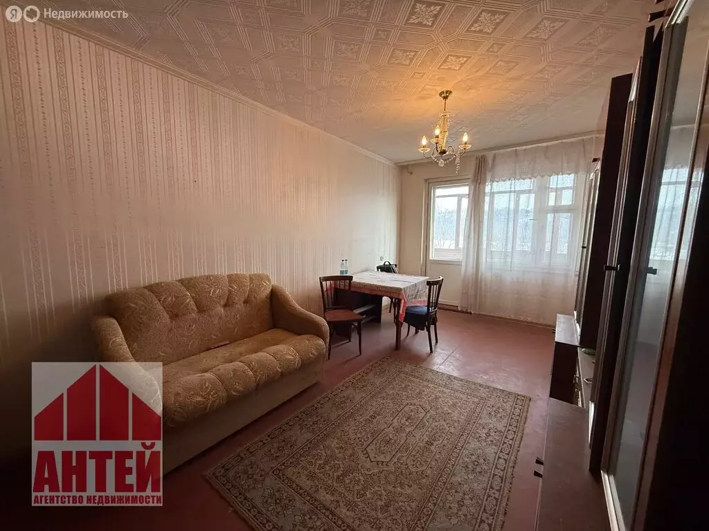 2-комнатная квартира: Нижний Новгород, улица Голубева, 4 (52 м) - Фото 1