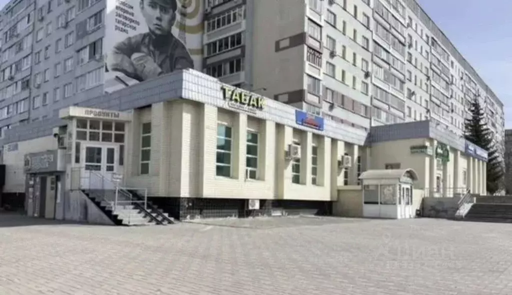 Помещение свободного назначения в Татарстан, Набережные Челны ул. ... - Фото 1