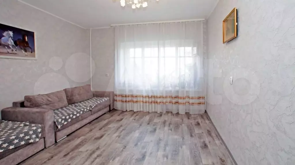 3-к. квартира, 64 м, 1/3 эт. - Фото 1