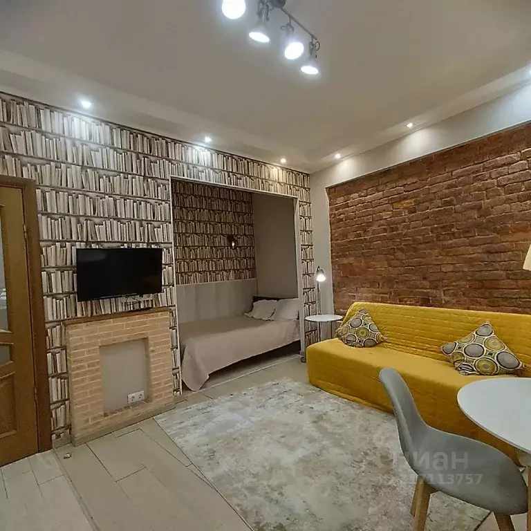 Студия Санкт-Петербург ул. Пестеля, 5 (30.0 м) - Фото 0