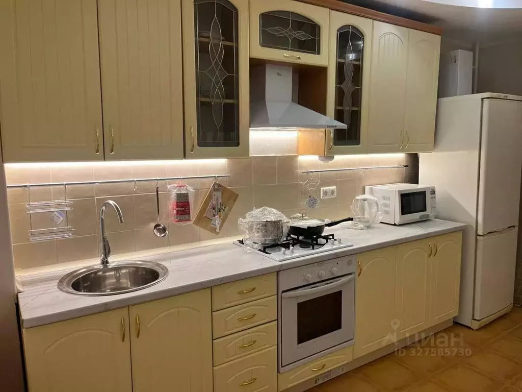2-к кв. Татарстан, Казань ул. Толбухина, 3 (60.0 м) - Фото 1